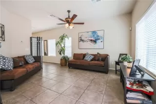 Photo #5: 2212780 Listing 