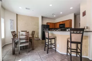 Photo #6: 2212780 Listing 