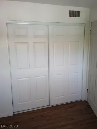 Photo #3: 2212787 Listing