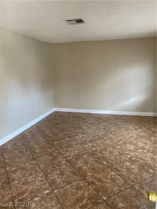Photo #2: 2212810 Listing 