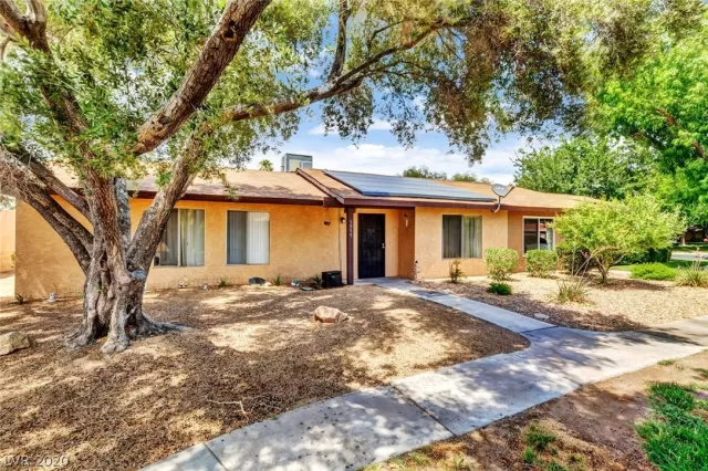 MLS: 2212825 Condo For Sale