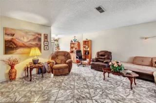 Photo #1: 2212825 Listing 