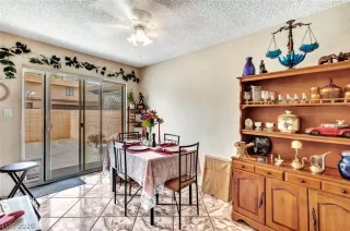 Photo #3: 2212825 Listing 