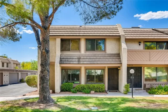 MLS: 2212863 Condo For Sale