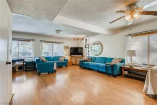 Photo #2: 2212863 Listing