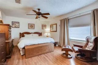 Photo #6: 2212863 Listing