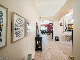 Photo #1: 2212917 Listing 
