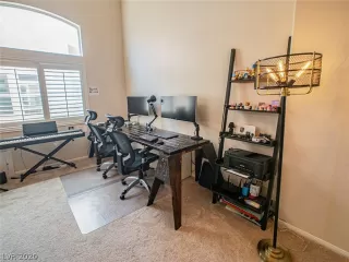 Photo #5: 2212917 Listing 