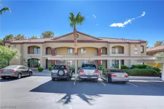 Photo #1: 2212942 Listing 