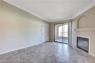 Photo #5: 2212942 Listing 