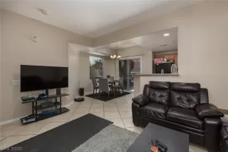 Photo #5: 2212989 Listing