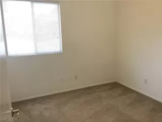 Photo #6: 2212992 Listing 