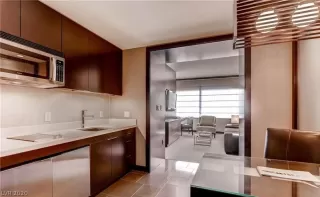 Photo #5: 2213020 Listing 