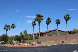 Photo #2: 2213165 Listing