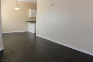 Photo #3: 2213165 Listing