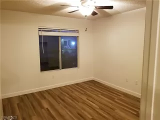 Photo #4: 2213248 Listing