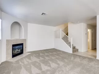 Photo #2: 2213307 Listing 