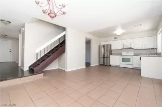 Photo #4: 2213312 Listing 