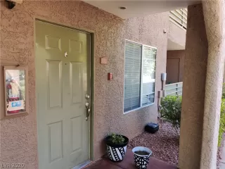 Photo #1: 2213369 Listing