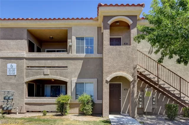 MLS: 2213422 Condo For Sale