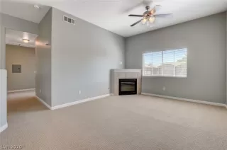 Photo #2: 2213422 Listing