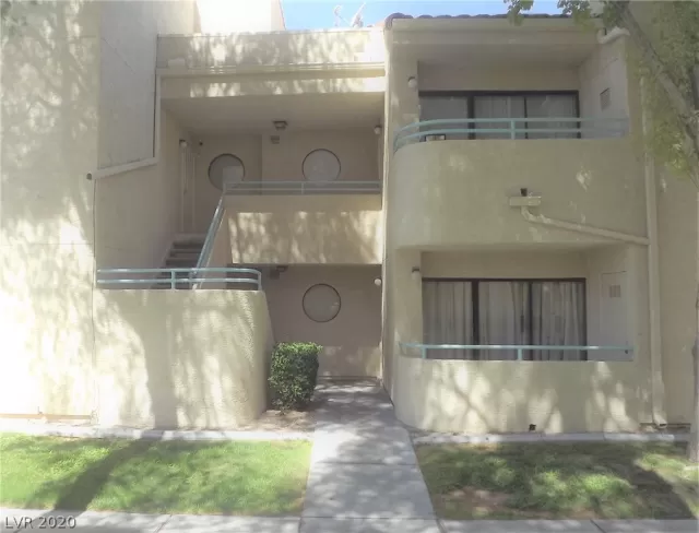 MLS: 2213437 Condo For Sale