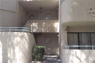 Photo #1: 2213437 Listing 