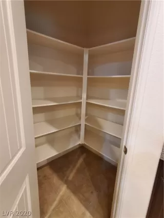 Photo #6: 2213461 Listing 