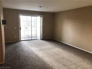 Photo #2: 2213495 Listing 