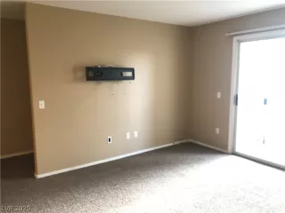 Photo #3: 2213495 Listing 