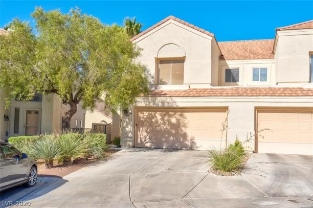 MLS: 2213504 Condo For Sale