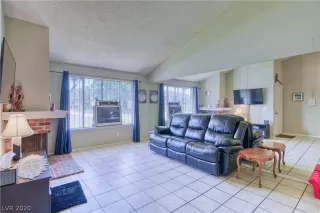 Photo #4: 2213564 Listing 