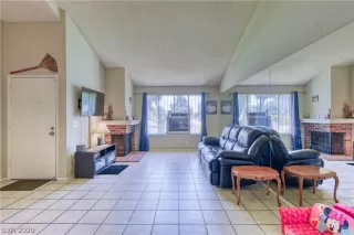 Photo #5: 2213564 Listing 