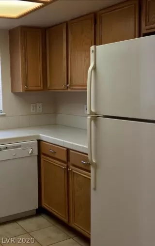 Photo #3: 2213593 Listing 