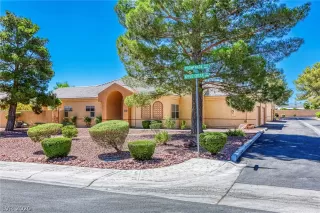Photo #2: 2213604 Listing 