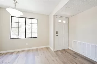 Photo #5: 2213654 Listing