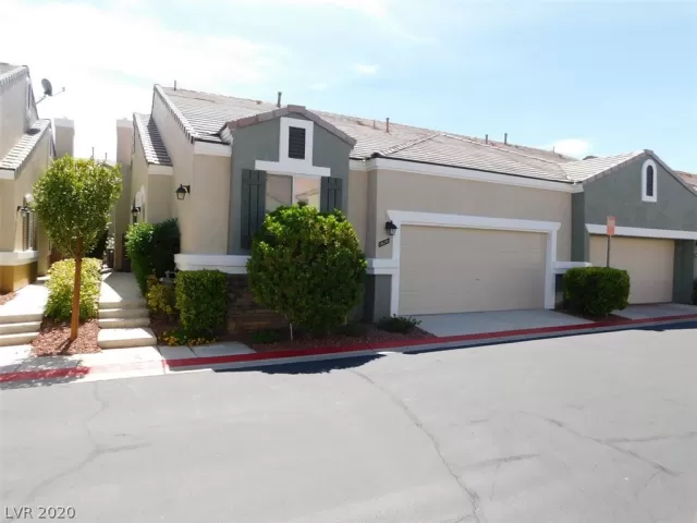 MLS: 2213678 Condo For Sale