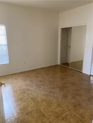 Photo #5: 2213694 Listing 