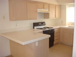 Photo #1: 2213721 Listing