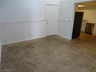 Photo #4: 2213738 Listing 