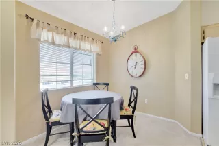 Photo #3: 2213764 Listing