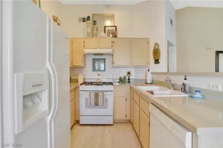 Photo #6: 2213764 Listing