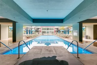 Photo #3: 2213795 Listing