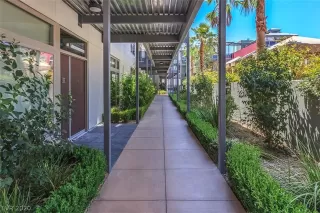 Photo #6: 2213795 Listing