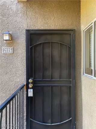 Photo #3: 2213803 Listing 