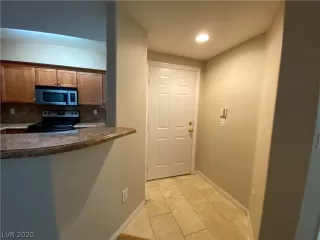 Photo #4: 2213803 Listing 