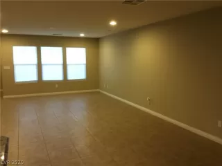 Photo #3: 2213894 Listing 