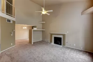 Photo #3: 2213899 Listing