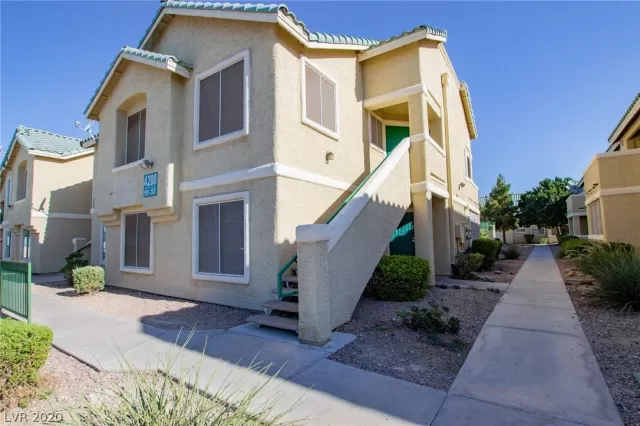 MLS: 2213925 Condo For Sale