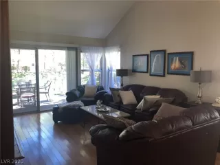 Photo #4: 2213939 Listing 